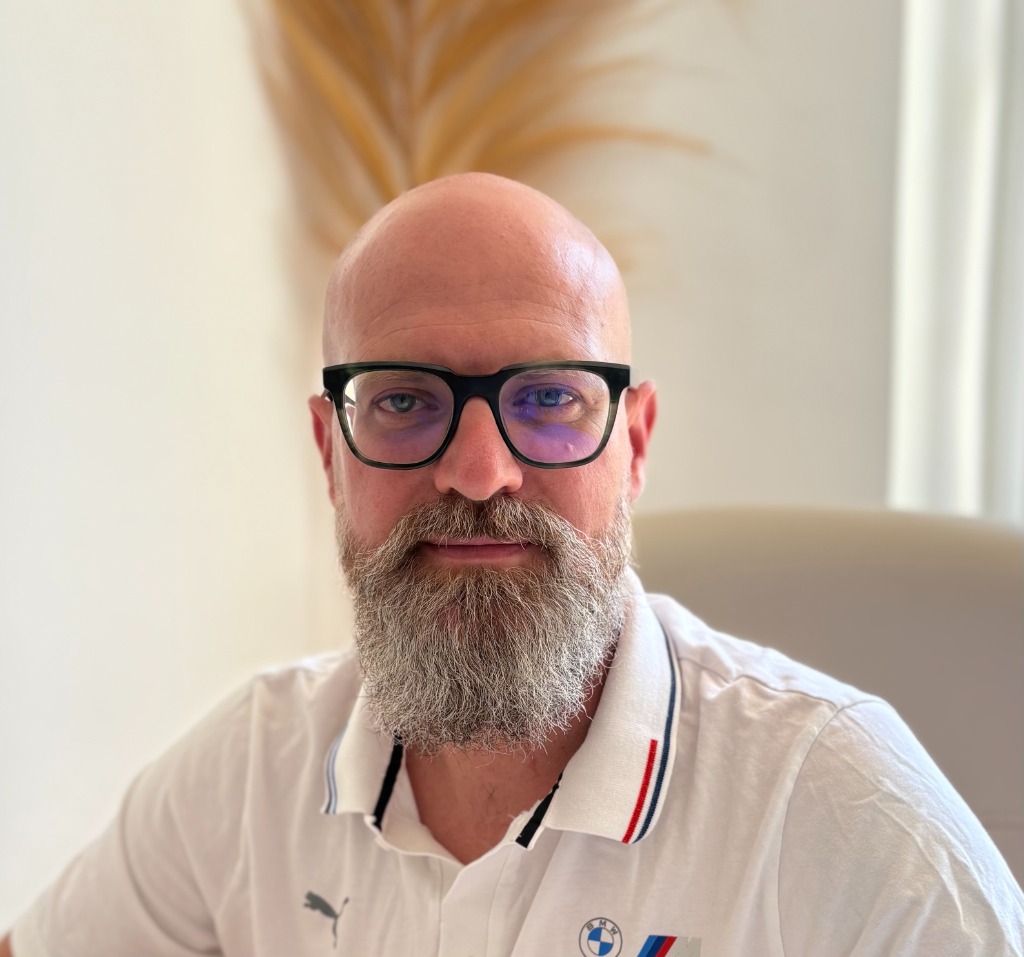 photo portrait Guillaume Harbourg - Gui constellations