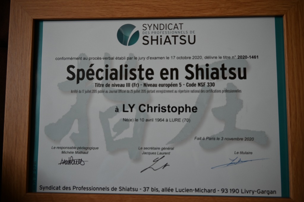 photo diplome Christophe ly shiatsu
