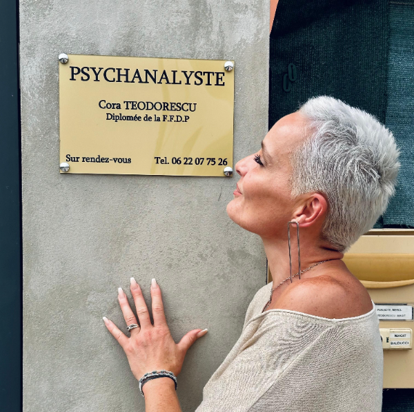 Cora TEODORESCU 