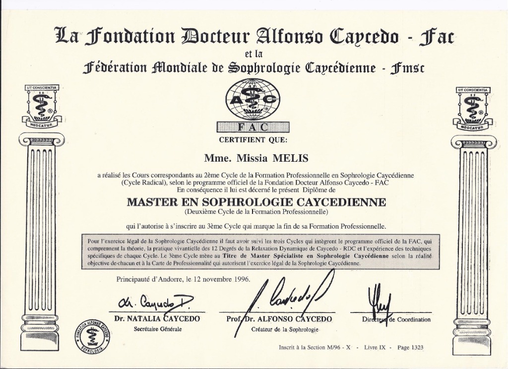 photo diplome ASSociation les Mots des Maux Fleur de vie