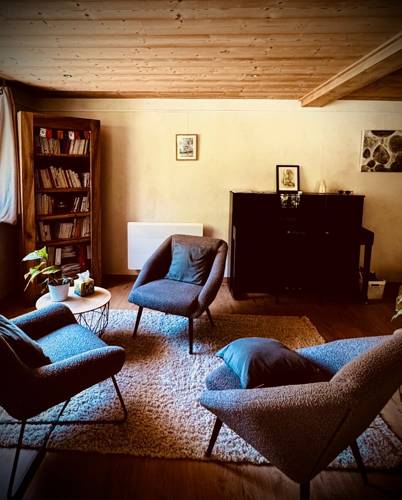 photo cabinet Stévie Seguda - Thérapie - lhommetranseforme.com