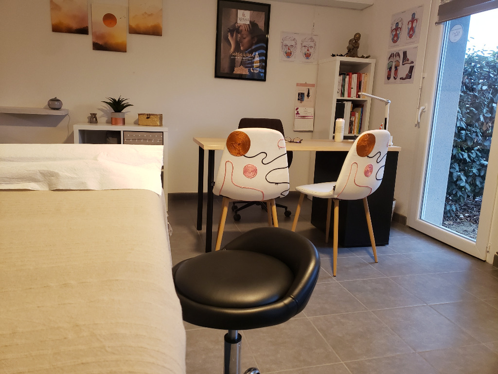 photo portrait Hélène ERMOSILLA Énergéticienne Kinésiologue