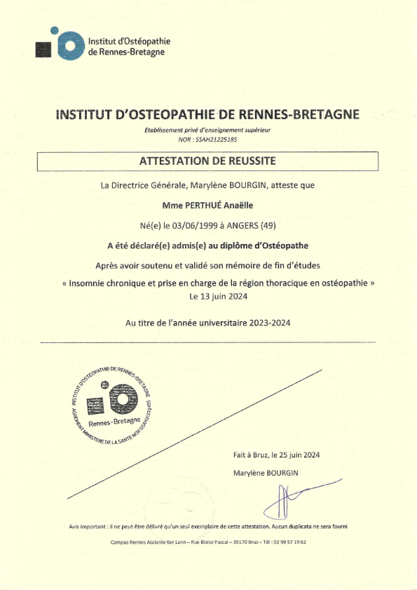 photo diplome Anaëlle Perthué - ostéopathe 