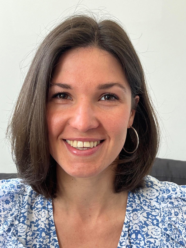 photo portrait Anaëlle Perthué - ostéopathe 