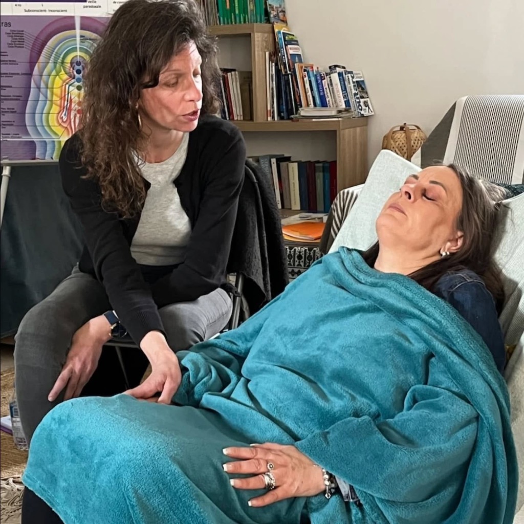 photo seance Célia Sampol Thérapeute Hypno-Énergéticienne