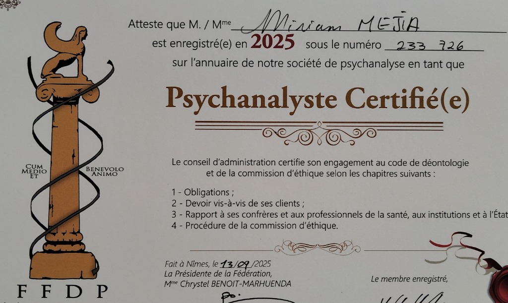 photo diplome Miriam Mejia Gonzalez 