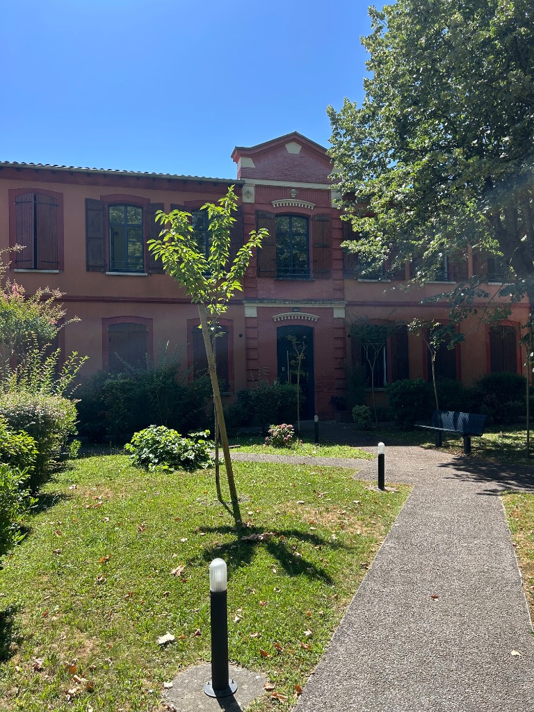 photo cabinet E.I. Brittany Marie Cranmer