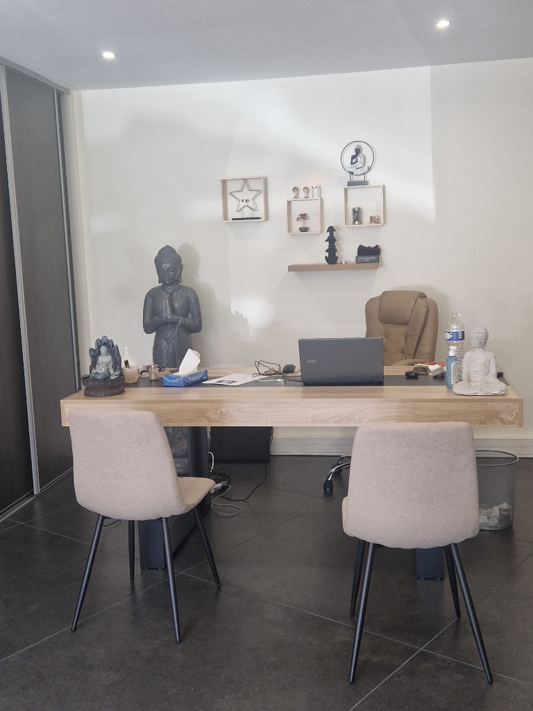 photo cabinet EVEIL AU MAGNETISME THERAPEUTIQUE