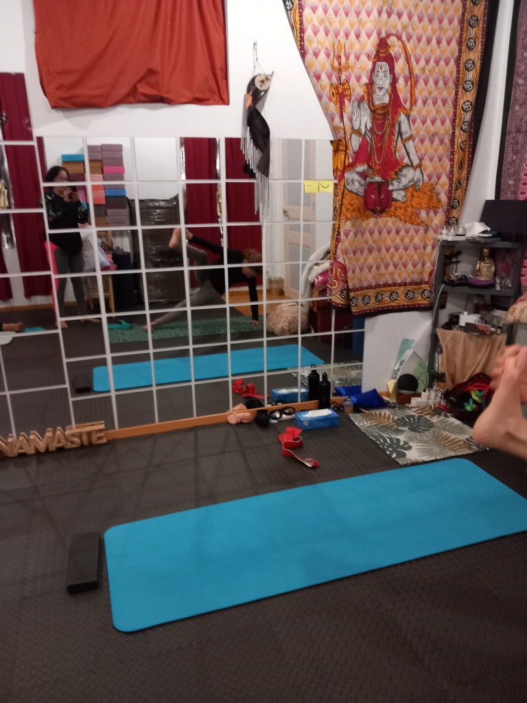 photo cabinet Association Sattwa