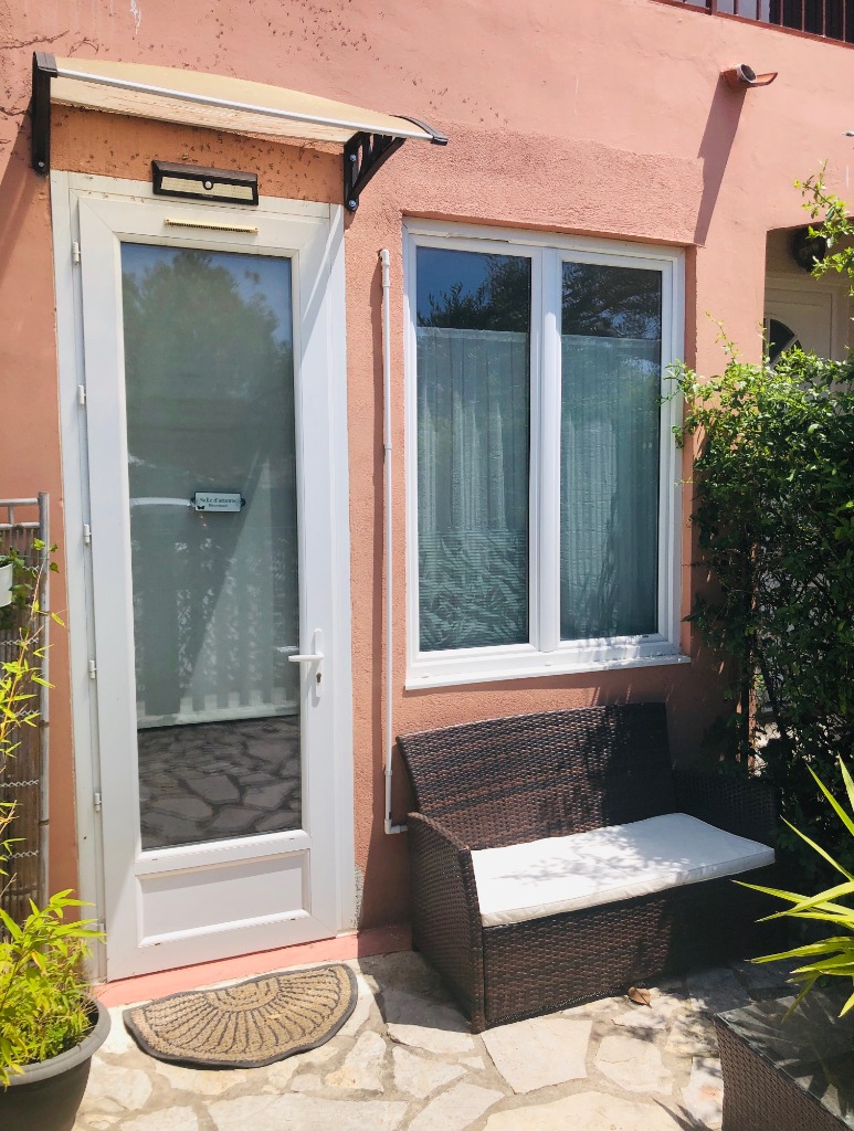 photo cabinet Céline BARRAU