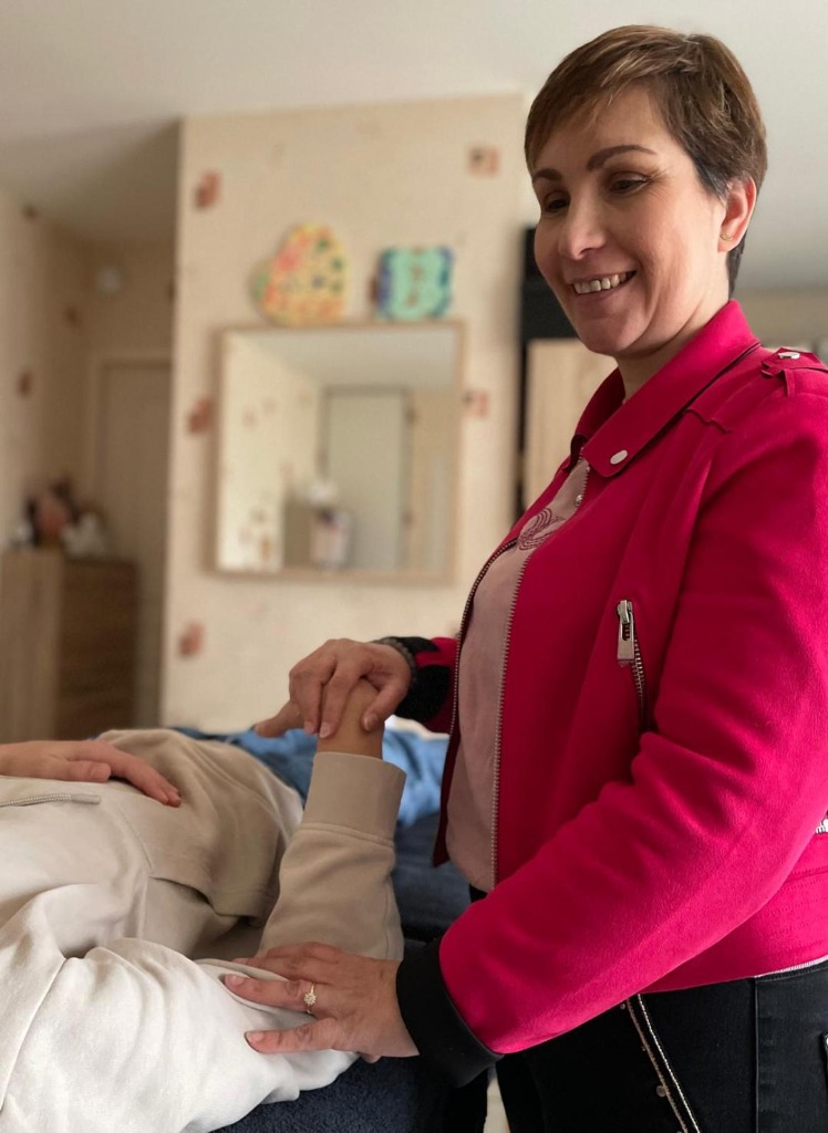 photo seance Stéphanie kinésiologue instinctive