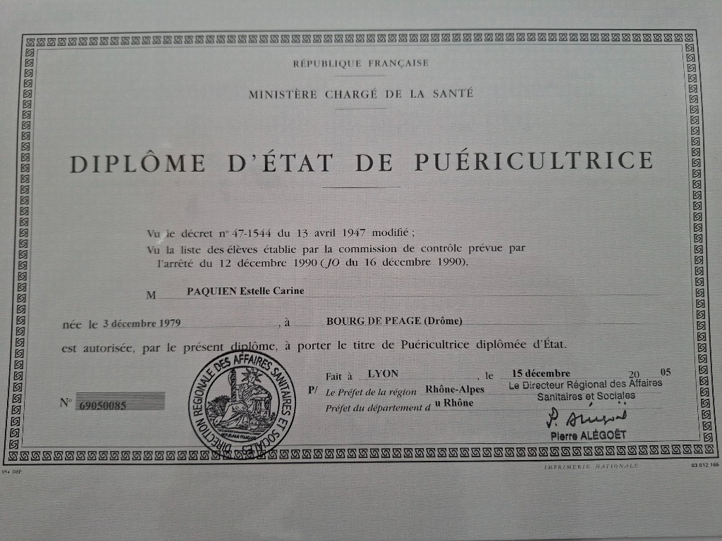 photo diplome Estelle Mathon