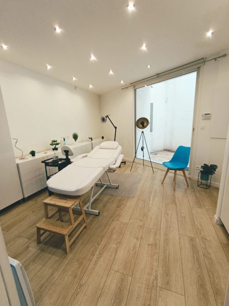 photo cabinet LaserHappy Bordeaux| Laser Anti-Tabac & Addiction