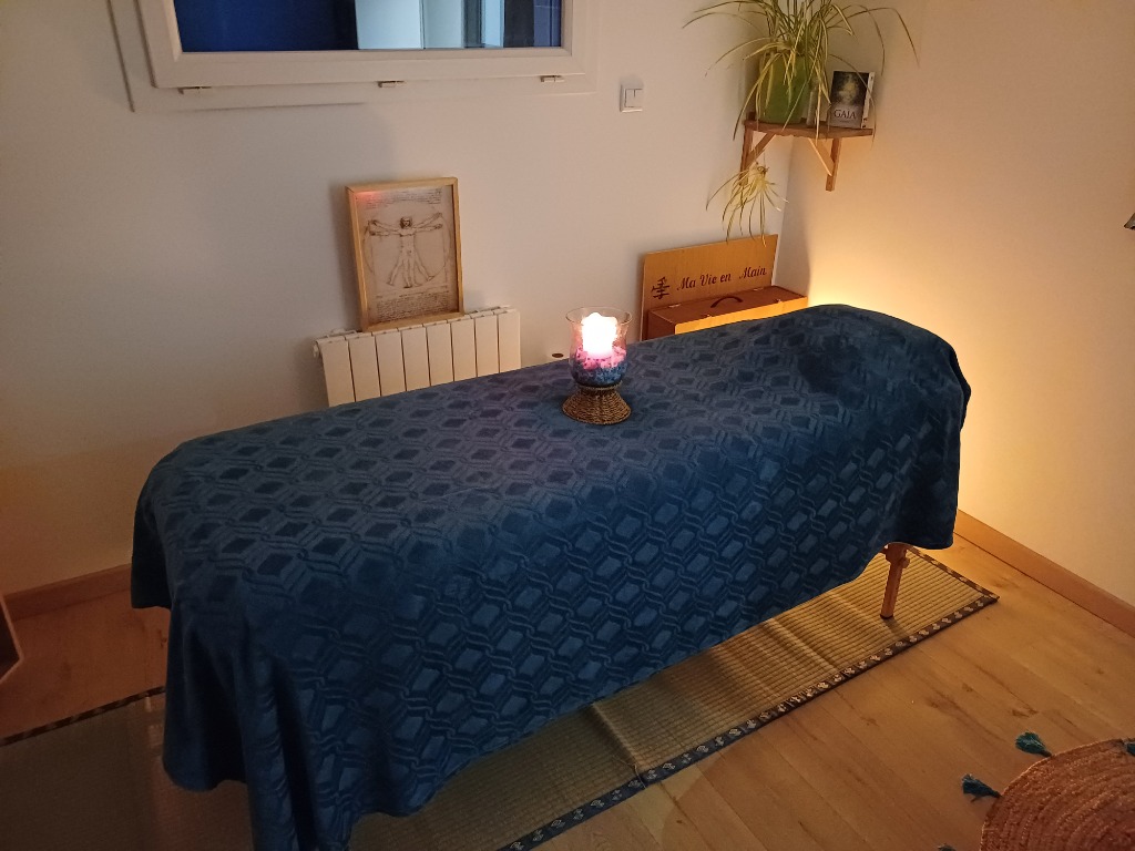 photo cabinet Ma Vie en Main, Guérisseur