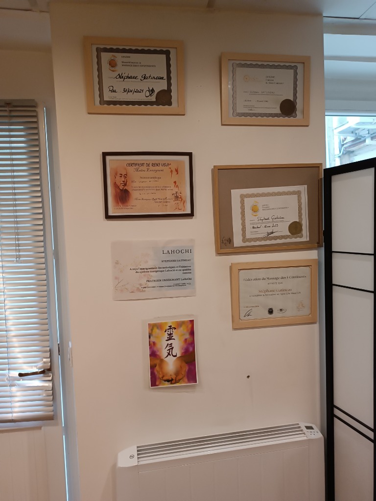 photo diplome MAINS DU MONDE - Stéphane