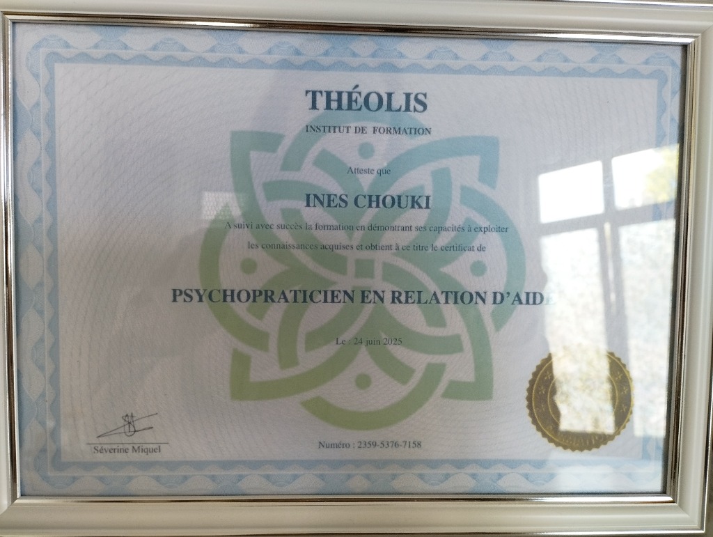 photo diplome Ines CHOUKI-MEKHALIF