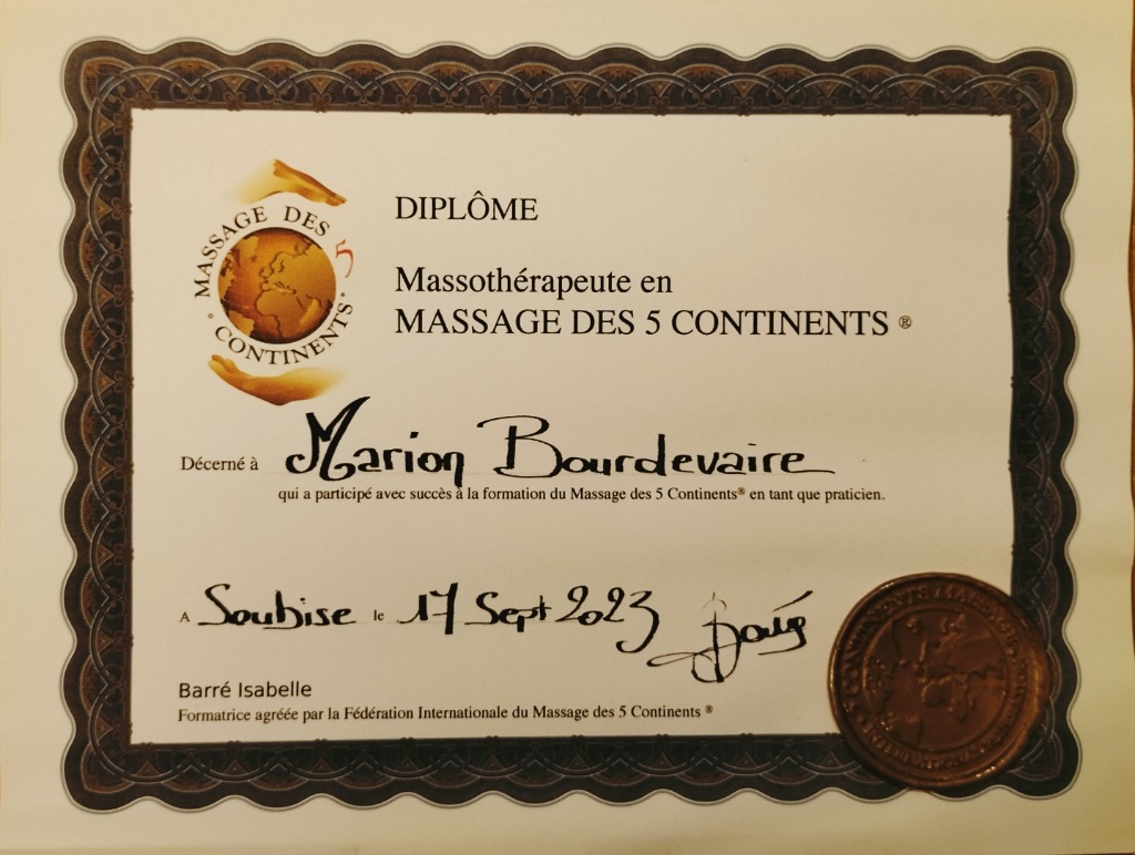 photo diplome Le Monde de Marion, de la plante aux soins