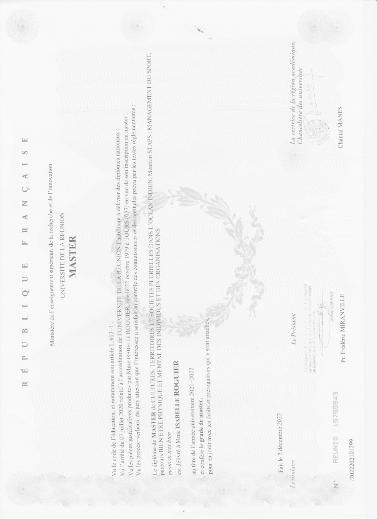 photo diplome ISABELLE ROGUIER