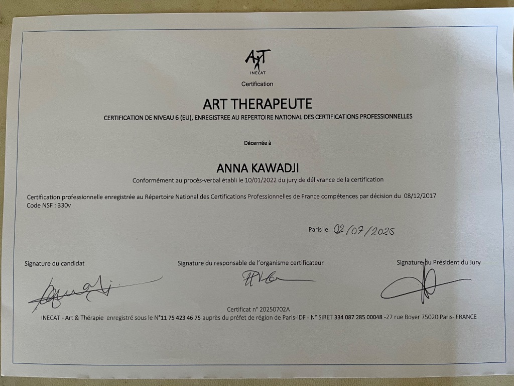 photo diplome Anna Kawadji