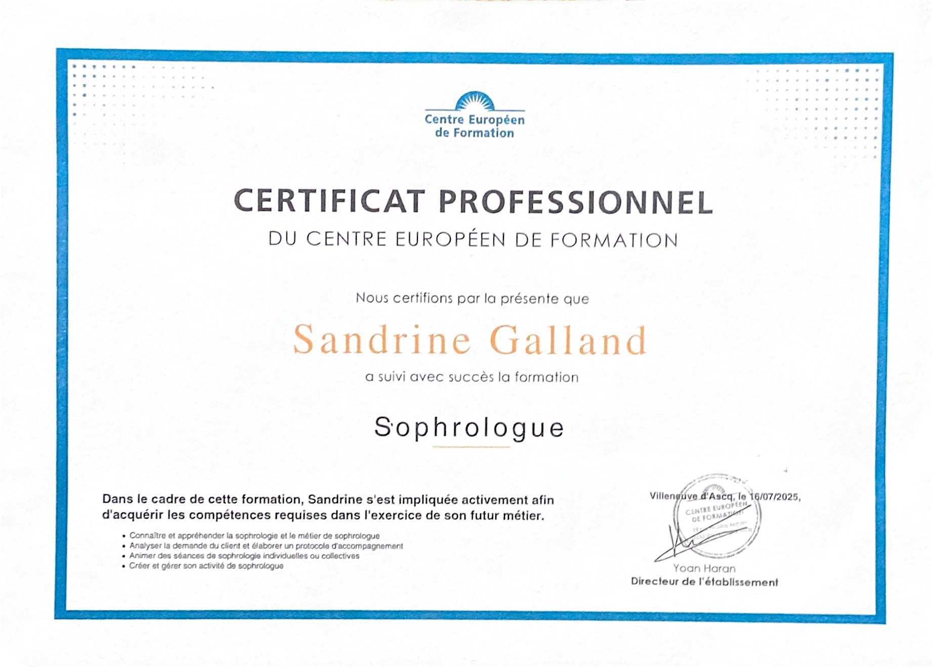 photo diplome Sandrine Galland Sophrologue 