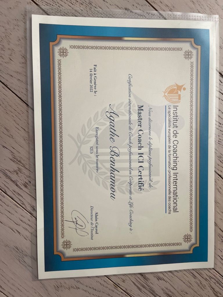 photo diplome Agathe Benhamou