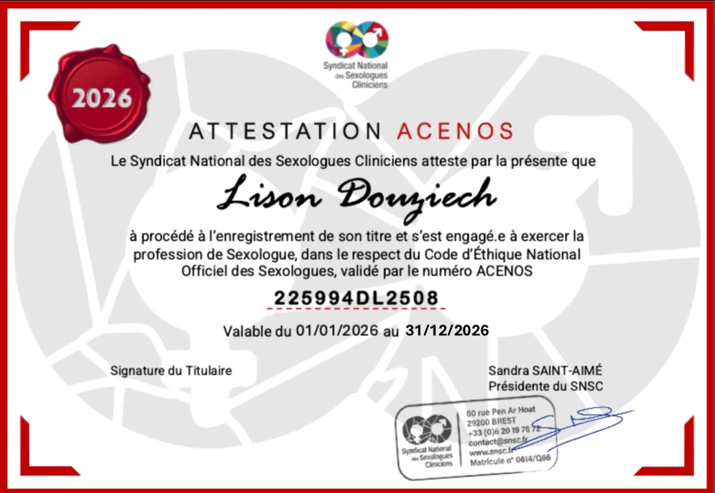 photo diplome Lison Douziech