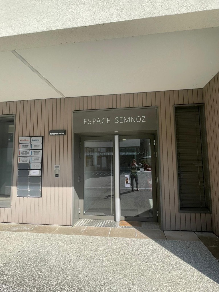 photo diplome Elsa Rinck- Espace Thérapeutique