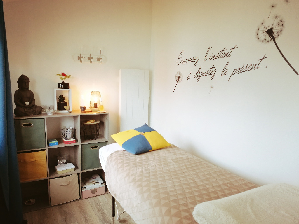photo cabinet Laure Le Bonheur en Massage