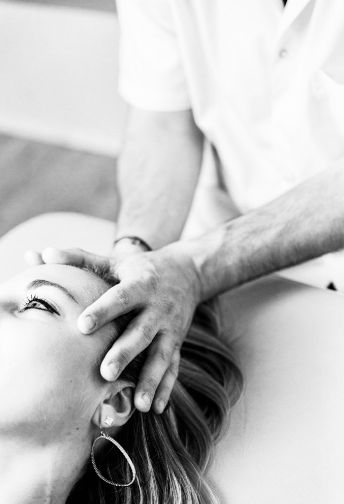 photo seance François-Xavier Corne - Ostéopathe Montpellier