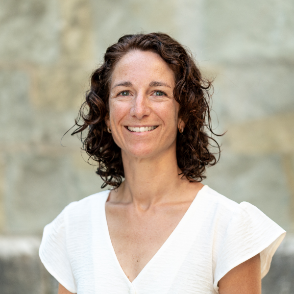 Clotilde Désarménien - Résolutions Singulières