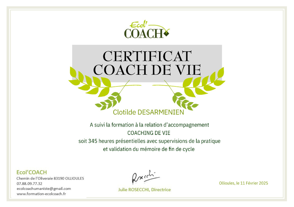 photo diplome Clotilde Désarménien - Résolutions Singulières