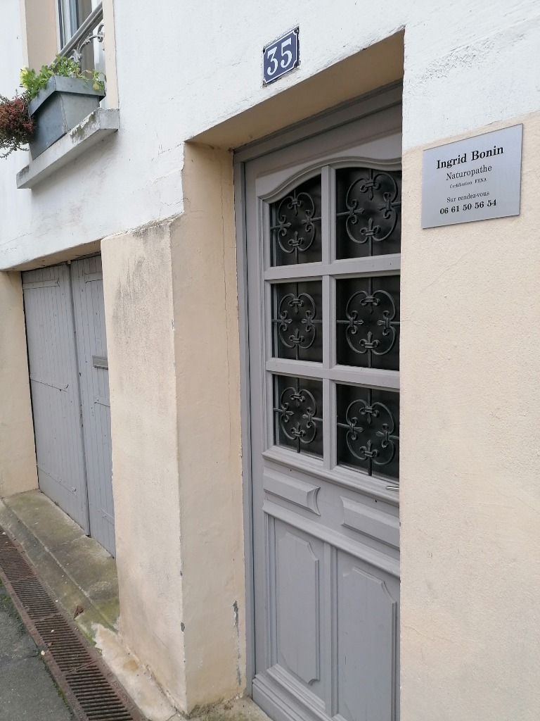 photo cabinet Ingrid Bonin