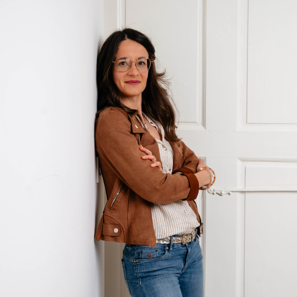 Arc-en-Soi, Delphine BELAIR