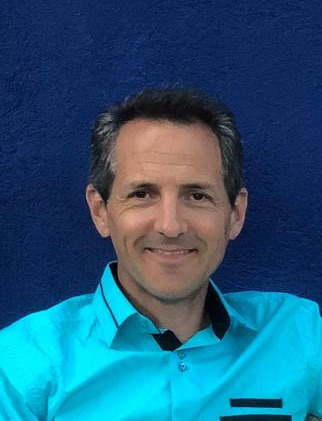 photo portrait Jean-Marc Desplobains