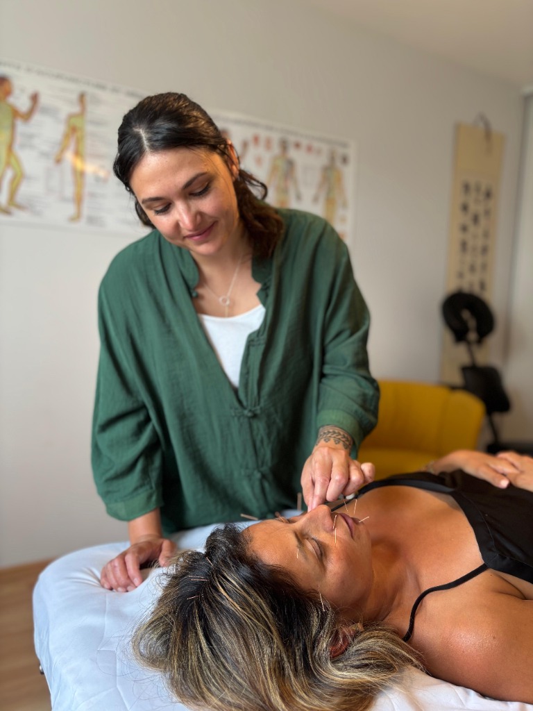 photo cabinet Maëva Herrou 