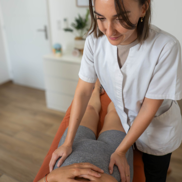 Cloé Binazet - Ostéopathe Ajaccio