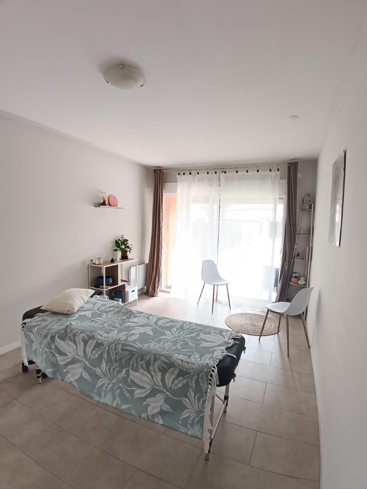 photo cabinet N’être soi même Audrey Gouzy