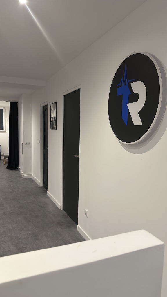 photo cabinet Total Recovery Center