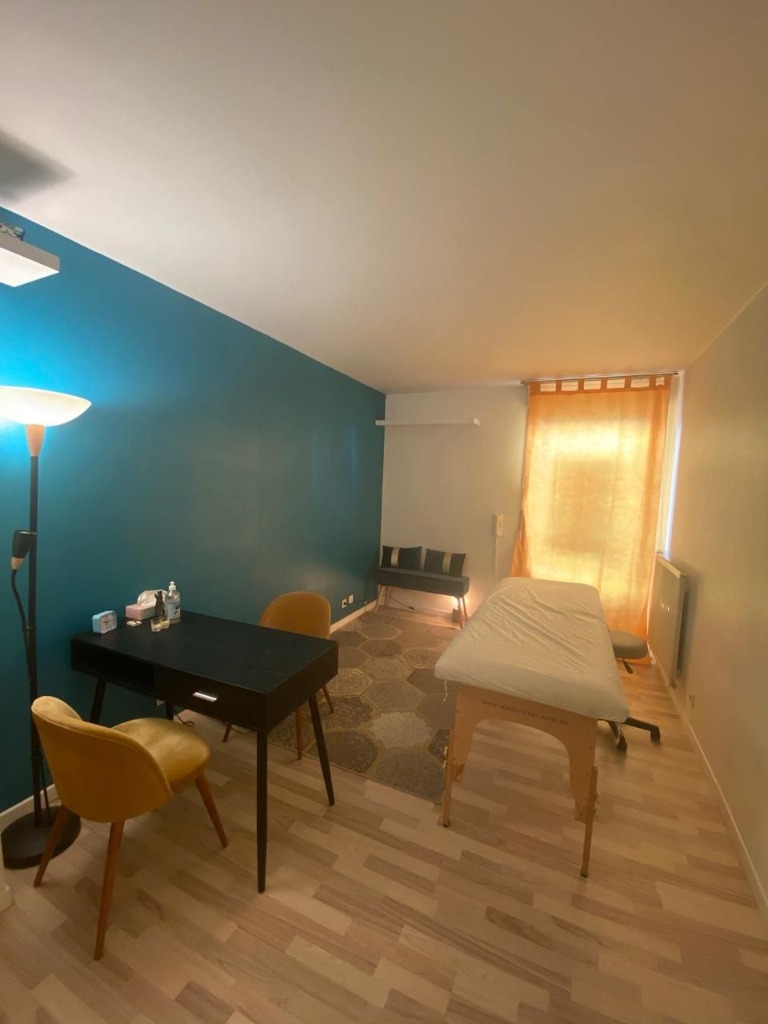 photo cabinet Harmolaser – Auriculothérapie laser anti-addiction