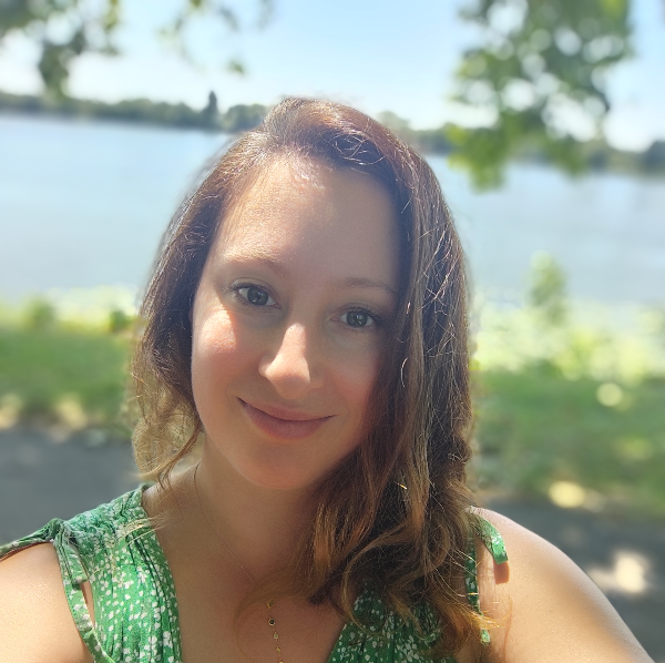 Maud TANEUR REBOUTEUX ÉNERGÉTICIENNE 