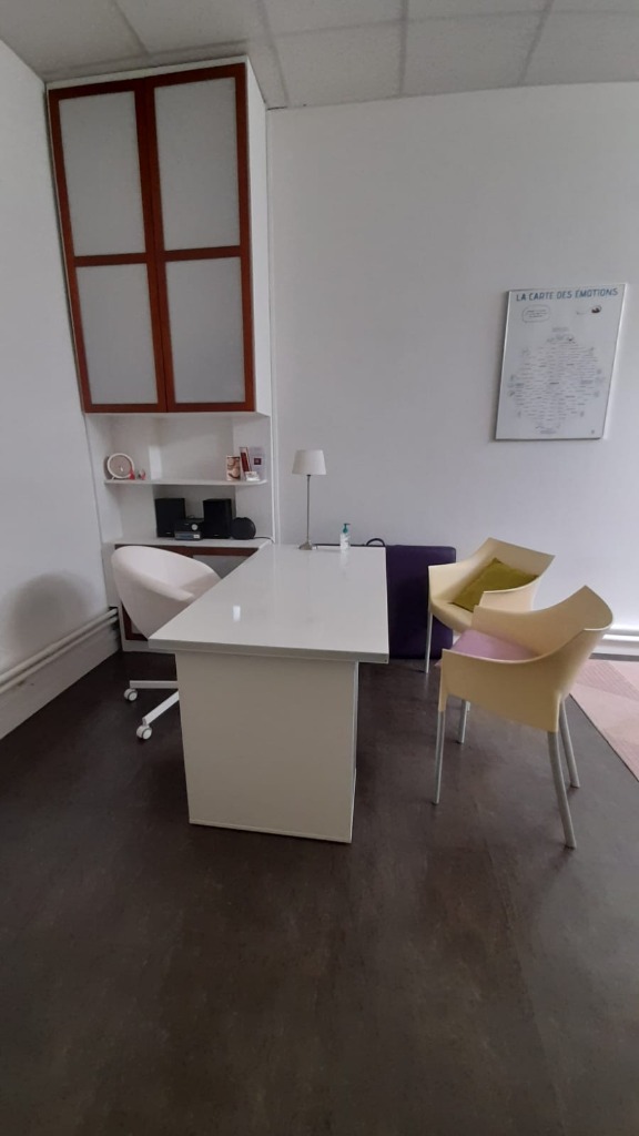 photo cabinet Stephanie GARAND