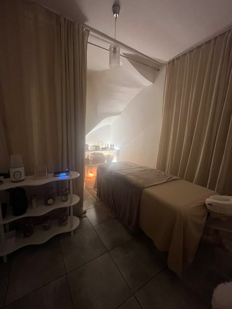 photo cabinet Miyana