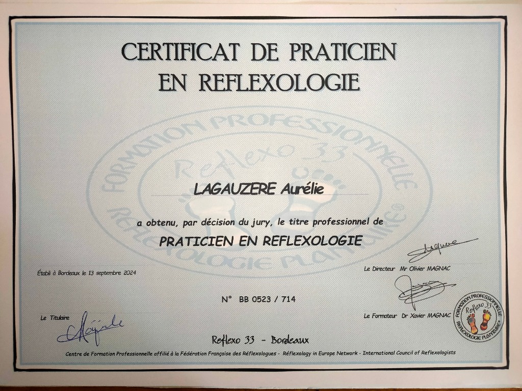 photo diplome ALL Réflexologie - Aurélie LAGAUZERE