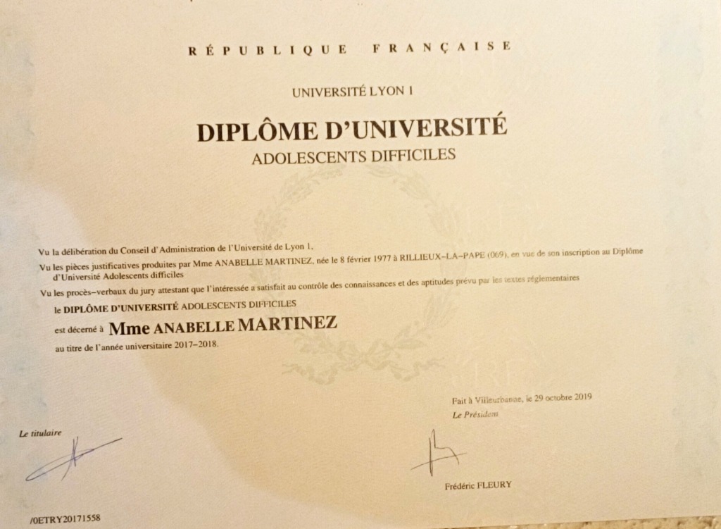photo diplome Anabelle Martinez
