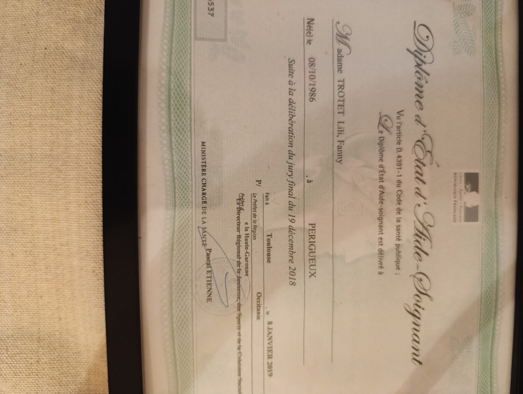 photo diplome Lili TROTET