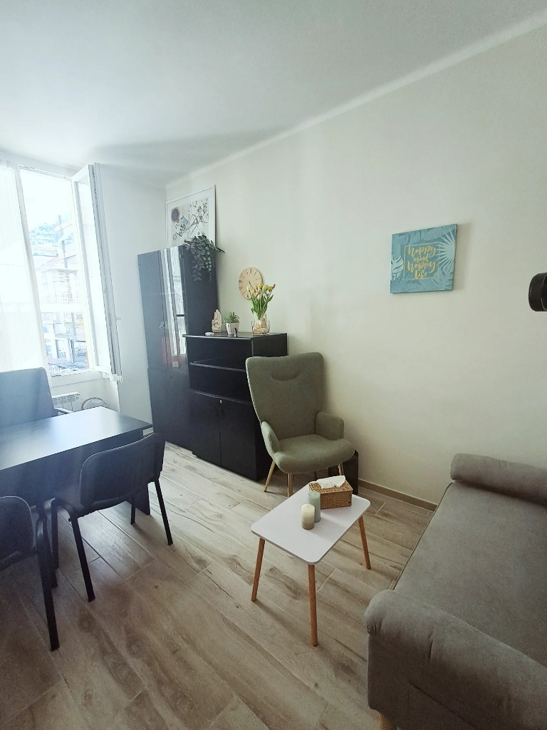 photo cabinet Elodie DONATI