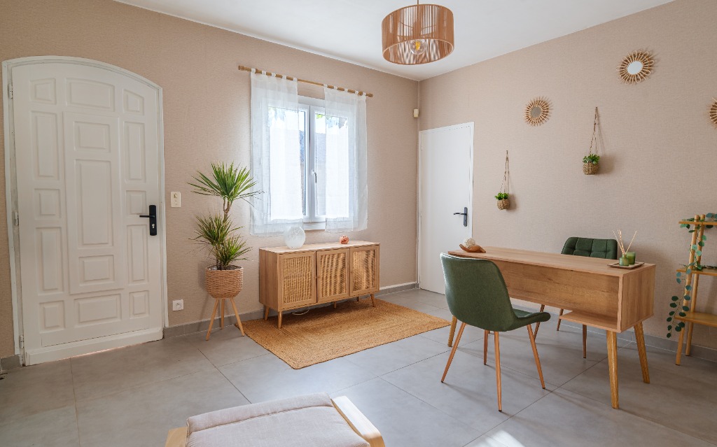 photo cabinet Adélie DEUVE