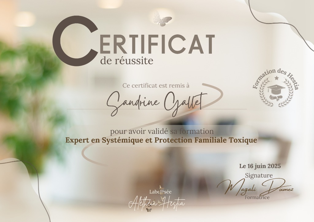 photo diplome Sandrine Gallet - Ascendere Coaching