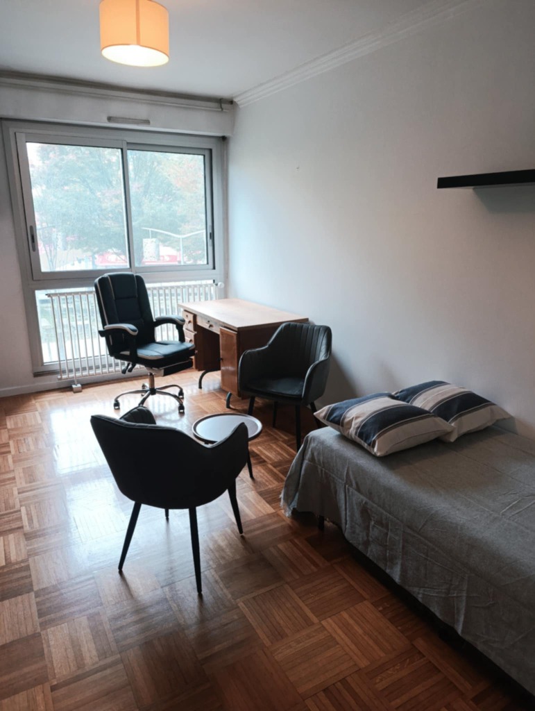 photo cabinet Julien Kail