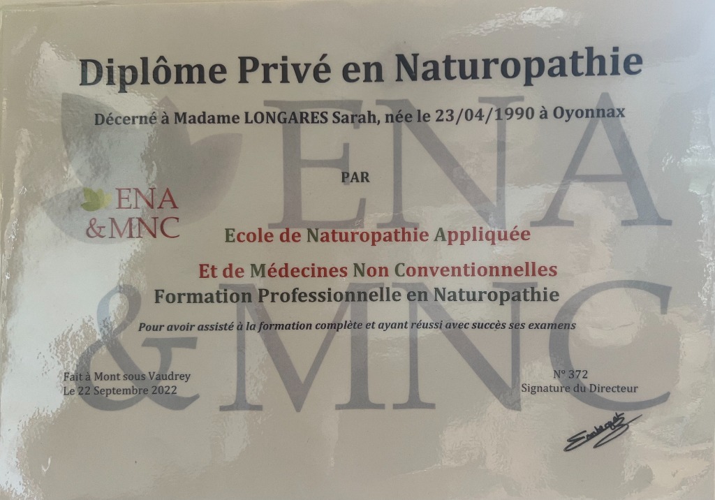 photo diplome Sarah Bien être